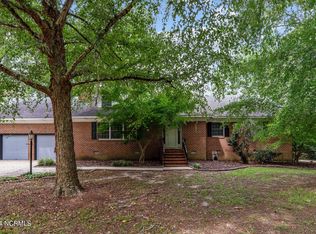 112 N Reed Dr, Washington, NC 27889