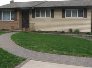1483 Barry Dr, North Huntingdon, PA 15642