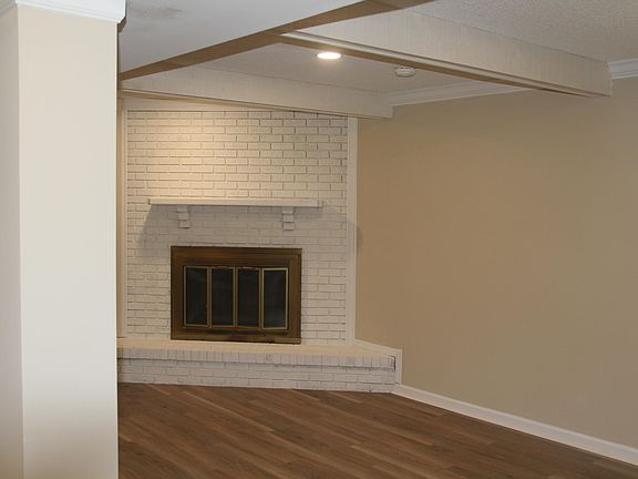 3rd image of 8236 Blue Spruce Dr