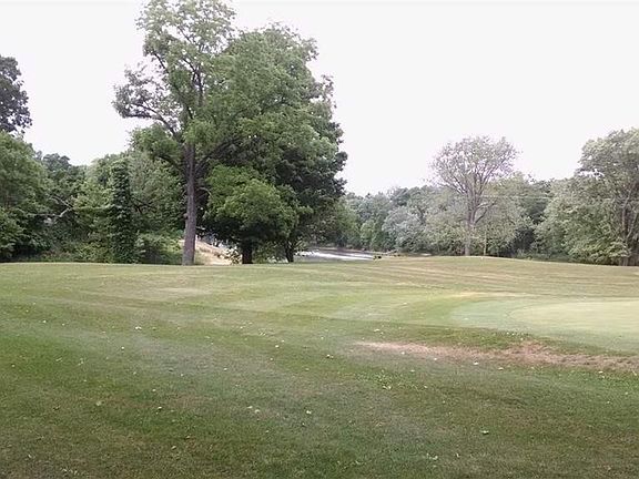 2nd image of 19 Cedar Island Dr #0