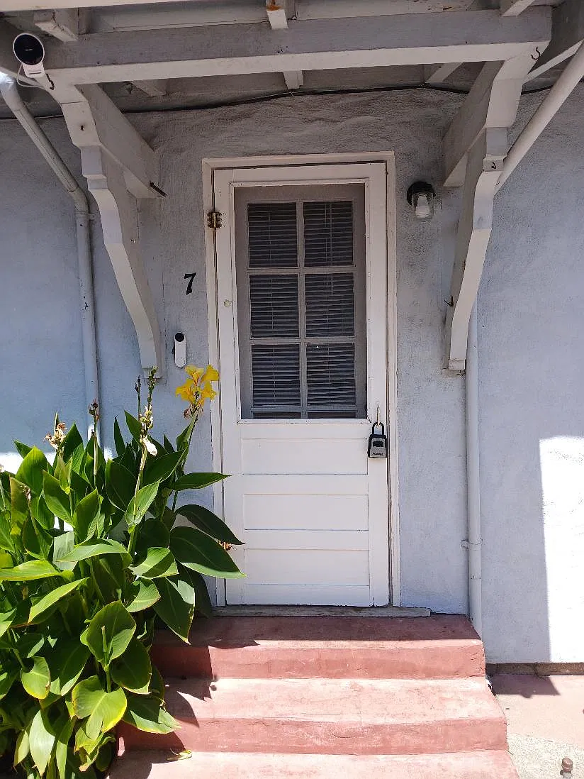 Studio, 1.0 bath, 353 sqft, $2,250 — Photo 1