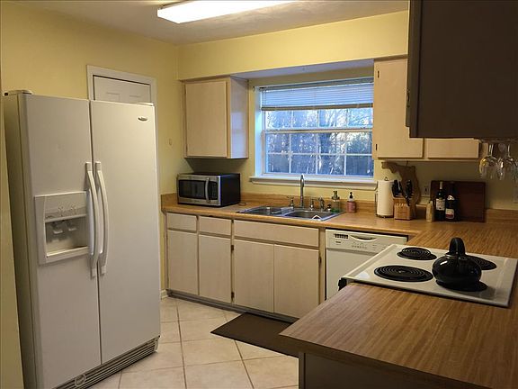 2nd image of 2863 Royal Palm Way