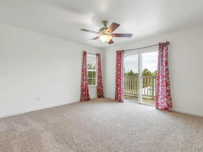 4200 Spring Creek Ln — Photo 7