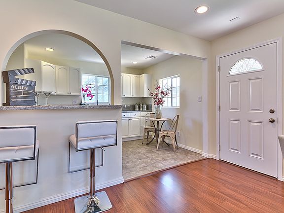 4th image of 4111 32nd St
