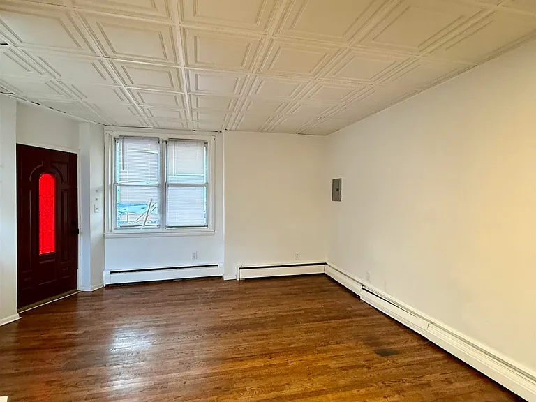 201-203 N 2nd St #7 — Photo 12