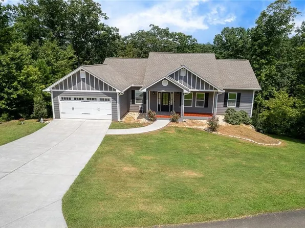 77 Winchester Rdg S, Jasper, GA 30143