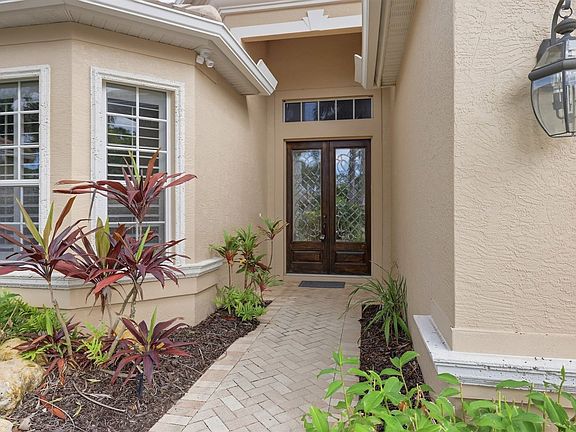 5th image of 124 Turquoise Ln