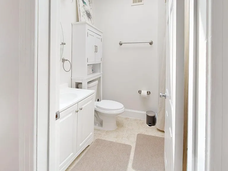 520 Jefferson St NW — Photo 42