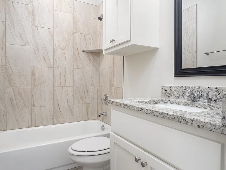 1105 Coffey Dr — Photo 6
