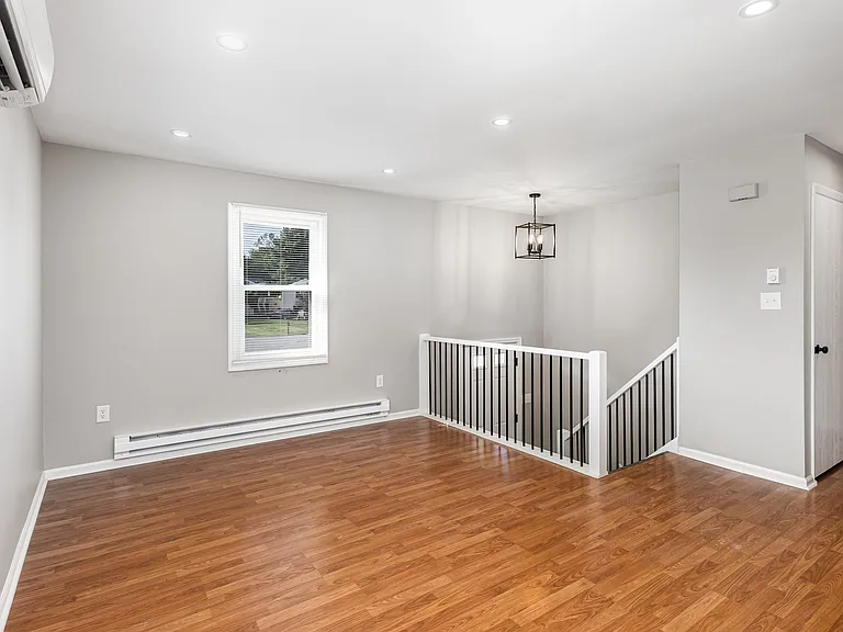 17 Branstock Ct — Photo 5