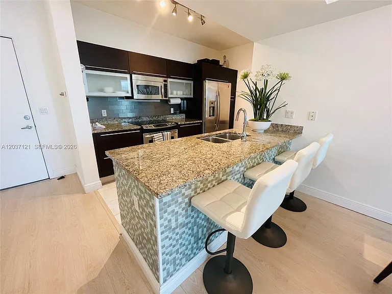 950 Brickell Bay Dr #2601 — Photo 2