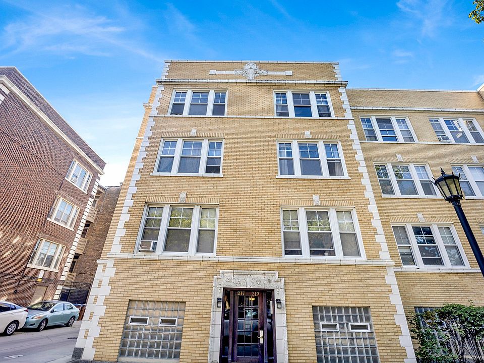 1st image of 217 Chicago Ave APT 3