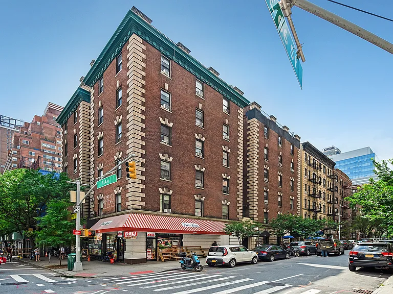 1219 1st Ave #3D — Photo 13