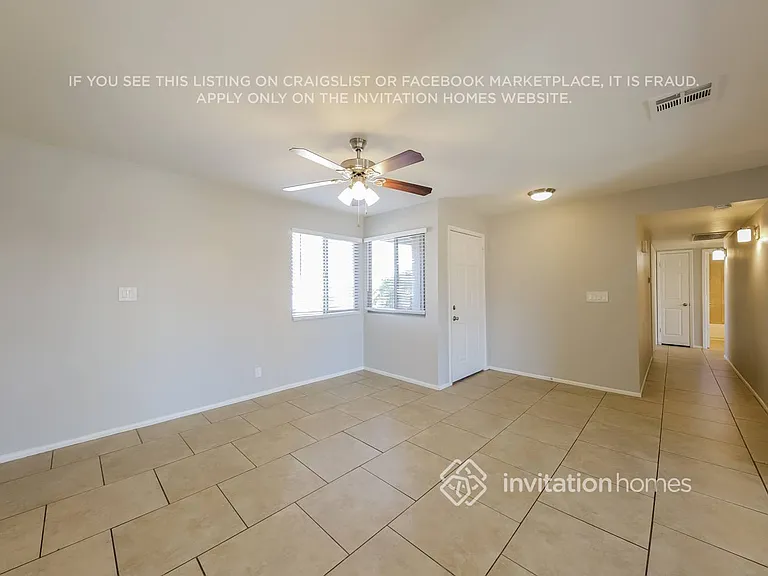 9709 N 57th Ave — Photo 2