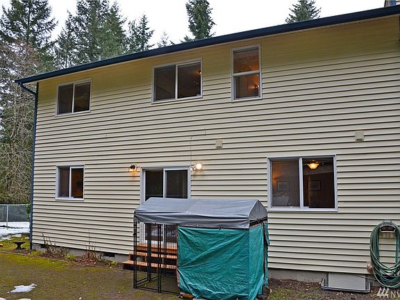 5th image of 7035 Bayview Dr SE