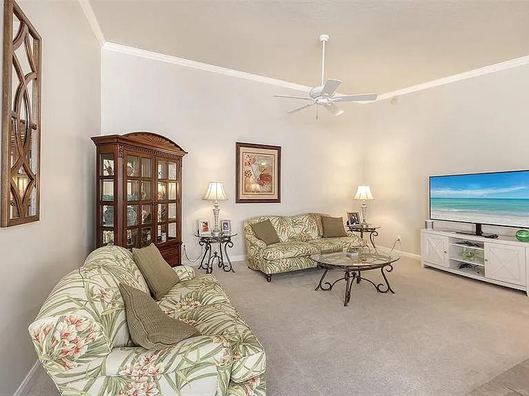 11605 Garessio Ln — Photo 11