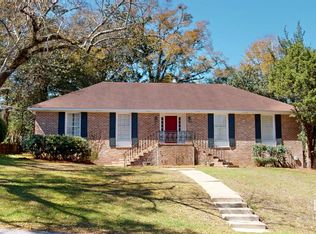 621 Chelsea Dr E, Mobile, AL 36608