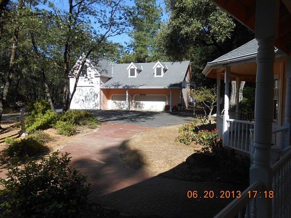 Main garage/inlaw unit