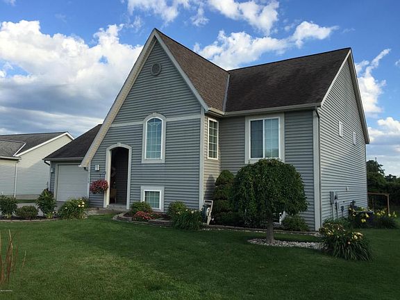 2nd image of 10358 Summerwood Dr