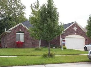 55552 Frost Dr, Macomb, MI 48042