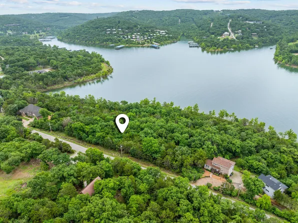000 Oakwood Drive, Ridgedale, MO 65739