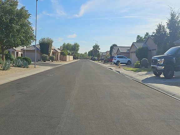 4th image of 15558 N 136th Ln