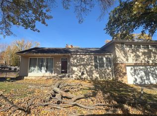 416 Elm St, Leavenworth, KS 66048