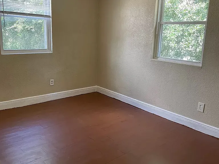 745 Easy Ave #2 — Photo 4