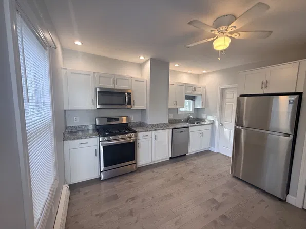 103 Dysart St Unit 1, Quincy, MA 02169