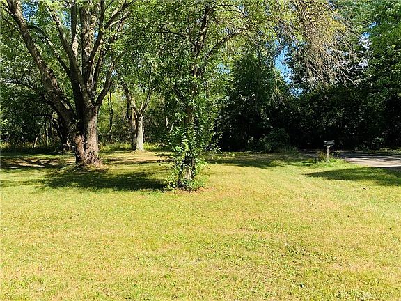 3rd image of 8489 Betal Ct