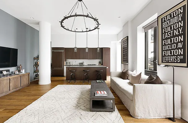 Rented by Compass | media 22