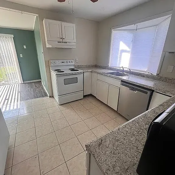 222 Glenwood Ave #1 — Photo 7