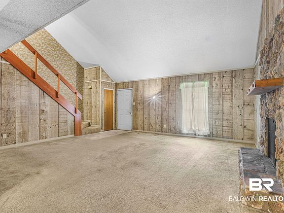 3rd image of 108 Cameron Cir