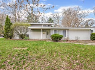 3757 Warringham Ave, Waterford, MI