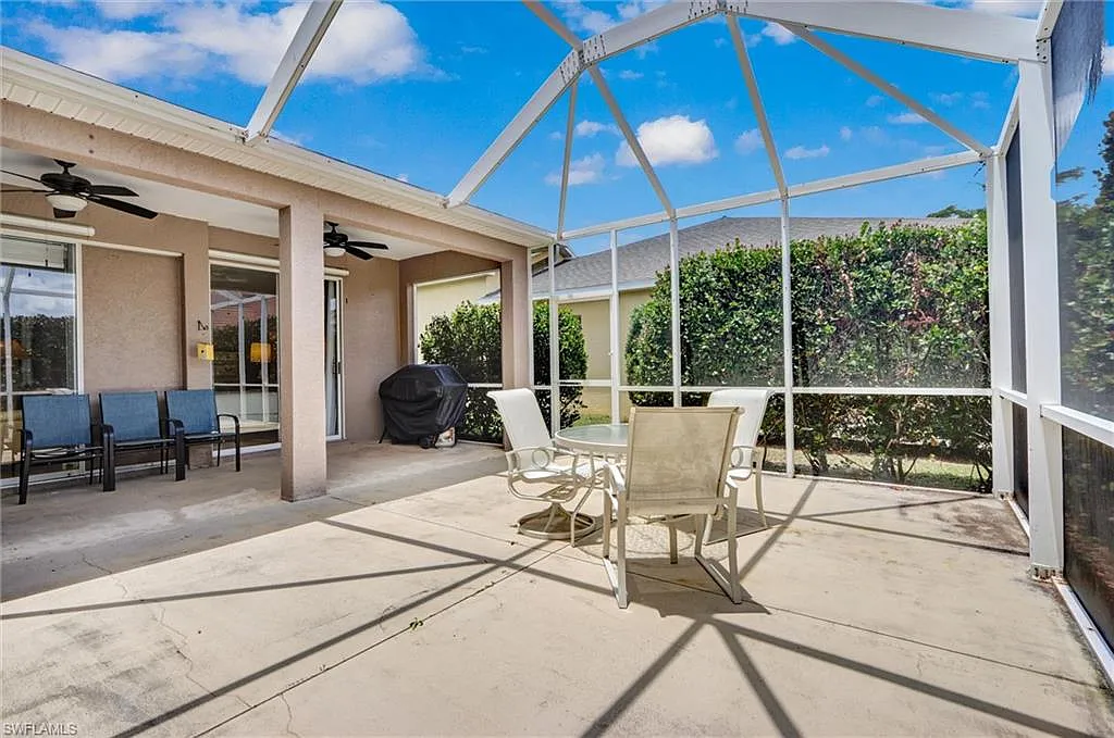3 bed, 2.0 bath, 1915 sqft, $2,950 — Photo 3