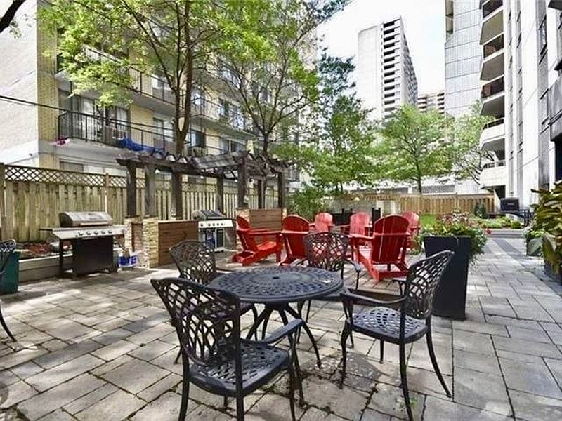Ottawa Apartment for rent - 2 Bedrooms — photo 10