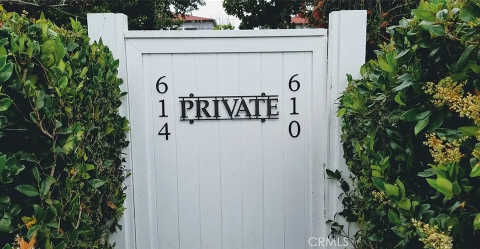 1st image of 614 Marguerite Ave