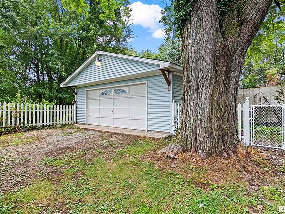 4th image of 5339 Old Salem Ln