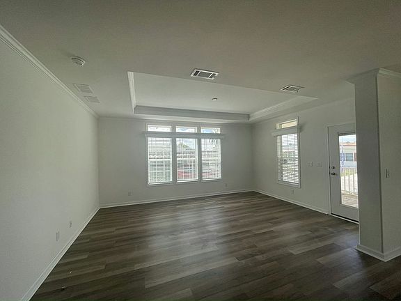 5th image of 4000 N Tuttle Ave #9CLX49