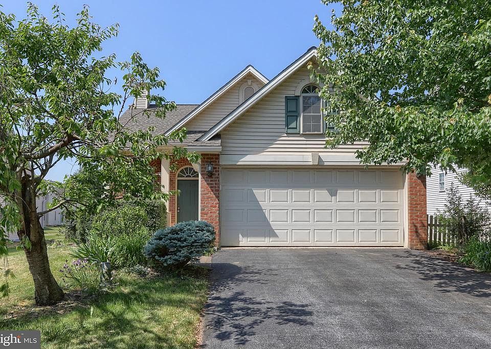 1st image of 1848 Meadow Ridge Dr