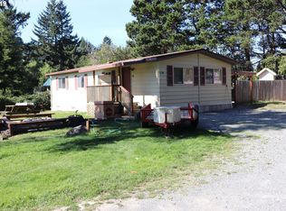 16958 Kendall Ln, Brookings, OR