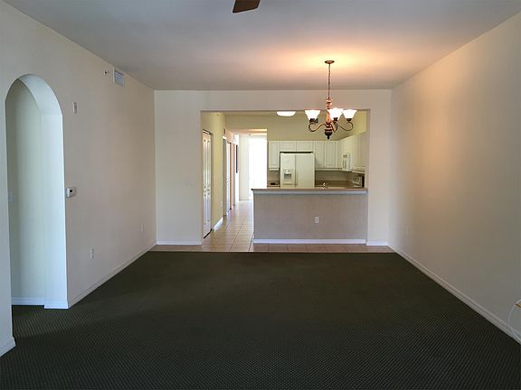 5th image of 5117 Melbourne St Unit 4301