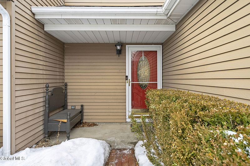 2nd image of 5 York Road