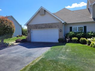 5480 Victoria Pl, Crown Point, IN 46307