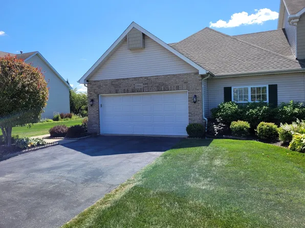 5480 Victoria Pl, Crown Point, IN 46307