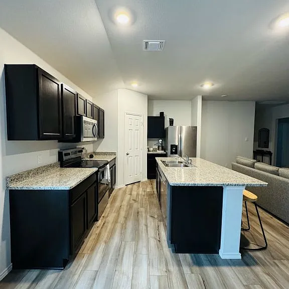 1137 Ruby Cv — Photo 5