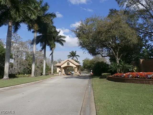 14290 Hickory Links Ct #1915 — Photo 2