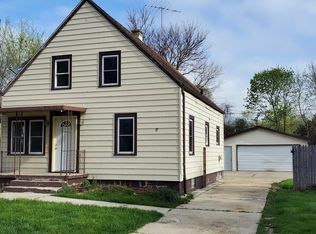 305 Connor Ave, Lockport, IL 60441