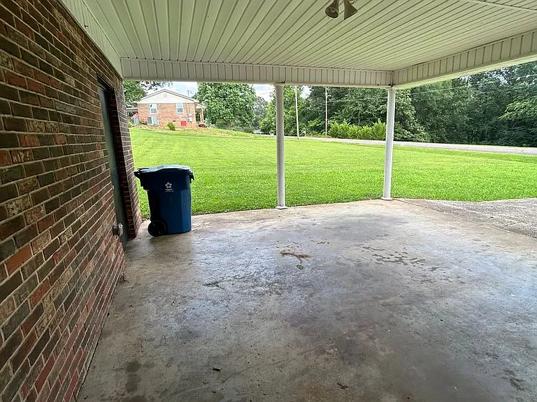 495 Becky Allen Cir — Photo 6