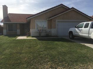 17847 Pine Ave, Fontana, CA 92335